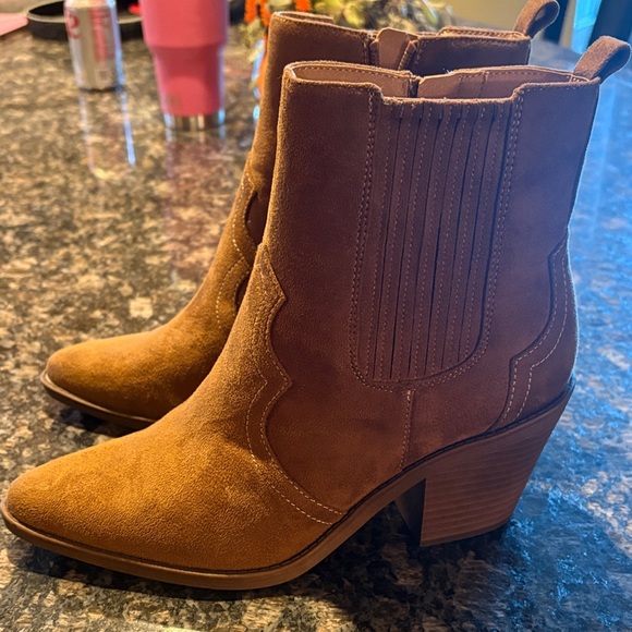 Sam and Libby size 9 Tan cowboy heeled Boots brand new - Picture 2 of 6